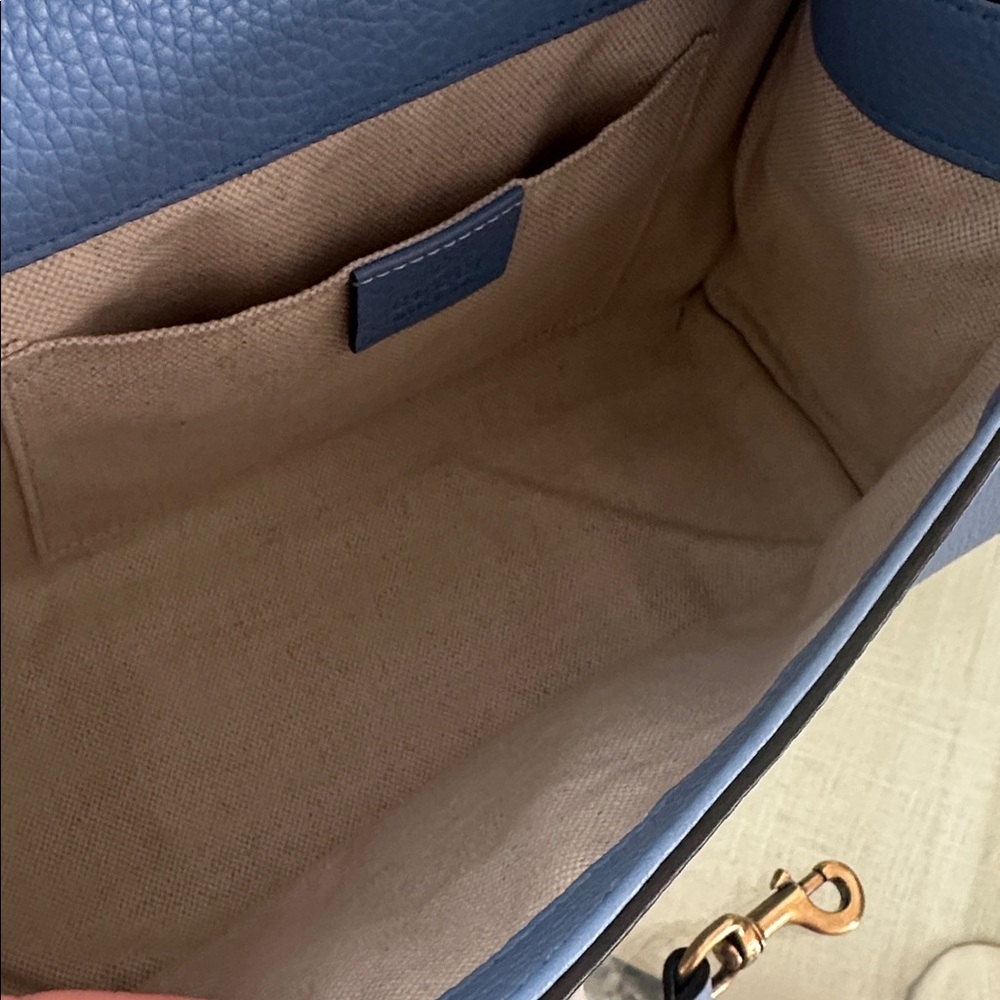 Gucci baby blue top handle bag - Picture 3 of 3